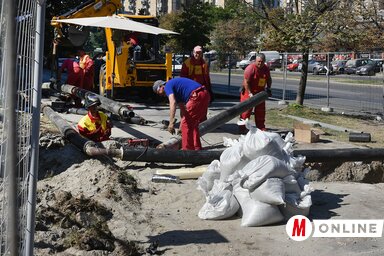 A Lázár cár sugárúton még tart a távhővezetékek cseréje (Ótos András felvétele)