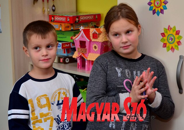 A Snejder testvérek: Dániel (6) és Hanna (8) (Dávid Csilla felvétele)