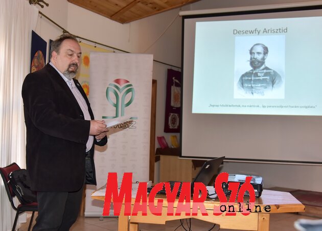 Dr. Mészáros Zoltán Dr. Mészáros Zoltán