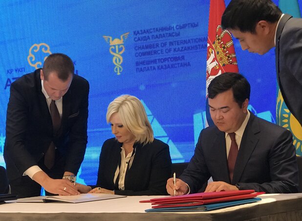 Zorana Mihajlović együttműködési szándéknyilatkozatot írt alá hivatalbeli kazah kollégájával (Fotó: Beta)