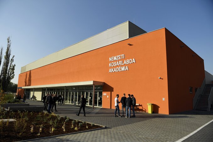 A Nemzeti Kosárlabda-akadémia Pécsett (Fotó: MTI) A Nemzeti Kosárlabda-akadémia Pécsett (Fotó: MTI)