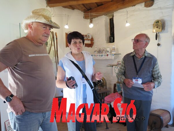 Josef Trecha, Kokešová Rozália, Fényszáros Mátyás az etnoházban Josef Trecha, Kokešová Rozália, Fényszáros Mátyás az etnoházban