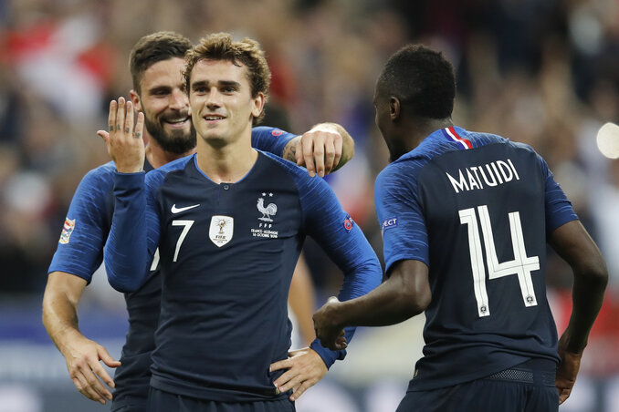 Griezmann (középen) talpra állította a francia szurkolókat (Fotó: Beta/AP)
