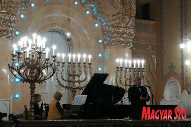 Sóti Szobonya Emőke és Saša Štulić fellépése