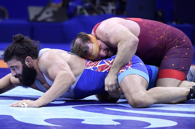97 kg-ban Milaih Kajaia és Kiss Balázs kemény csatát vívott (Fotó: MTI) 97 kg-ban Milaih Kajaia és Kiss Balázs kemény csatát vívott (Fotó: MTI)