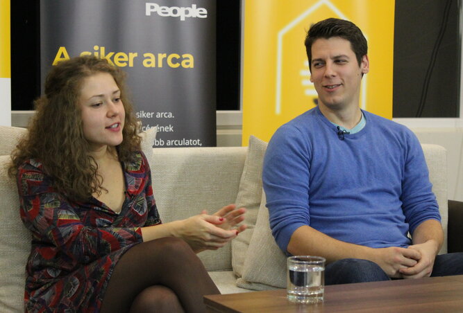 Lőrinc Tímea és Nešić Máté, a Zentai Magyar Kamaraszínház színészei (Szabó Nóra felvétele)