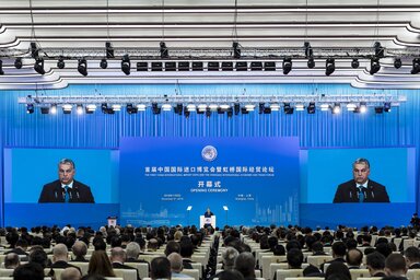 Orbán Viktor kormányfő beszédet mond Sanghajban, az első Kínai Nemzetközi Import Expón (CIIE) (Fotó: MTI/Miniszterelnöki Sajtóiroda/Szecsődi Balázs)