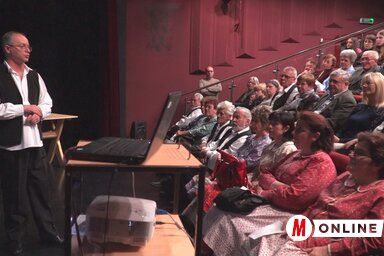 Pataki Tibor a Magyar bakák a lövészárokharc poklában című előadása közben (Szabó Nóra felvétele)