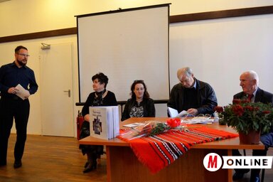 A konferencia keretében bemutatták Silling István és Silling Léda új könyvét (Herceg Elizabetta felvétele)