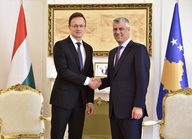 Szijjártó Péter és Hashim Thaçi koszovói elnök (fotó: MTI)