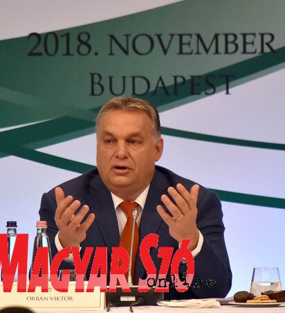 Orbán Viktor: Nehéz történelmi háttérrel, de kimagaslóan jó eredményekkel zárult a magyar–szerb megbékélés (Ótos András felvétele) Orbán Viktor: Nehéz történelmi háttérrel, de kimagaslóan jó eredményekkel zárult a magyar–szerb megbékélés (Ótos András felvétele)