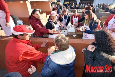Nagy népszerűségnek örvend az adorjáni fesztivál (Fotó: Gergely Árpád)