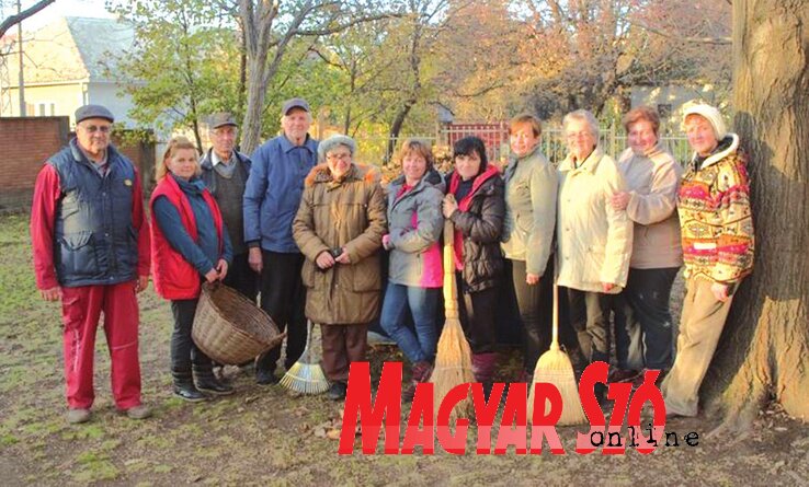 Akik takarítottak (Sz.F.B. felvétele)