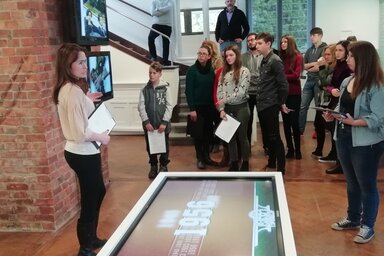 Fodor Fanni Nagy Imre életéről mesél a diákoknak