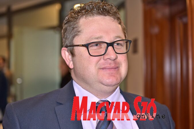 Méhes Béla: A kezdők tapasztalat híján gyakran félnek megtenni a szükséges lépéseket (Gergely Árpád felvétele) Méhes Béla: A kezdők tapasztalat híján gyakran félnek megtenni a szükséges lépéseket (Gergely Árpád felvétele)