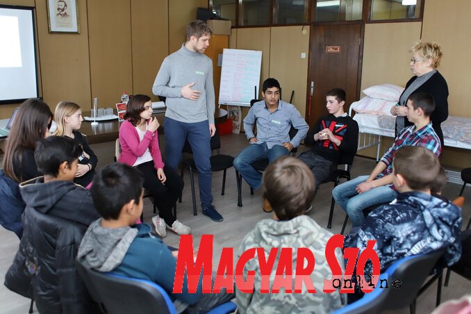 A gyerekek jó tulajdonságaira világítottak rá a foglalkozás során (Lakatos János felvétele)