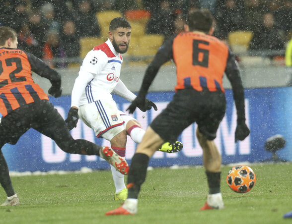Fekir (középen) továbblőtte a Lyont (Fotó: Beta/AP)