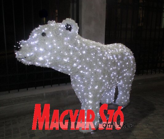 A Művészetek terén hamarosan megjelennek a kivilágított állatkák is (Fotó: Fekete J. József)