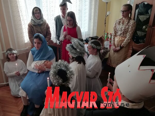 A szabadkai csoport tagjai sokat énekeltek A szabadkai csoport tagjai sokat énekeltek