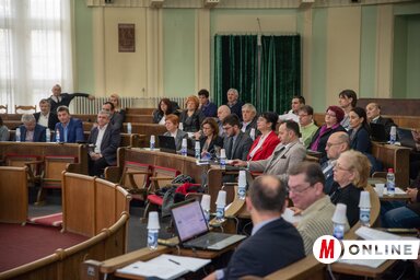 A testület elfogadta a község 2019-es évi költségvetéséről szóló rendeletjavaslatot is (Fotó: Herédi Krisztián)