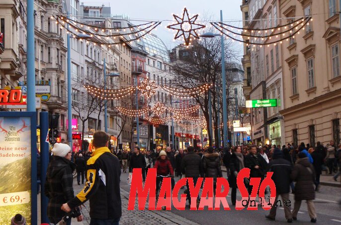 Advent Bécsben (fotó:Ótos András) Advent Bécsben (fotó:Ótos András)