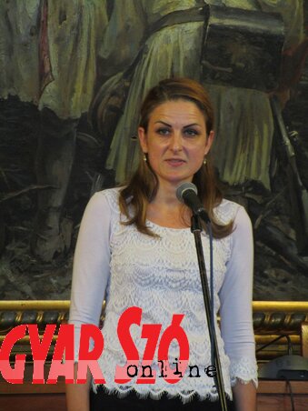 Zombor polgármester asszonya (Fotó: Fekete J. József)