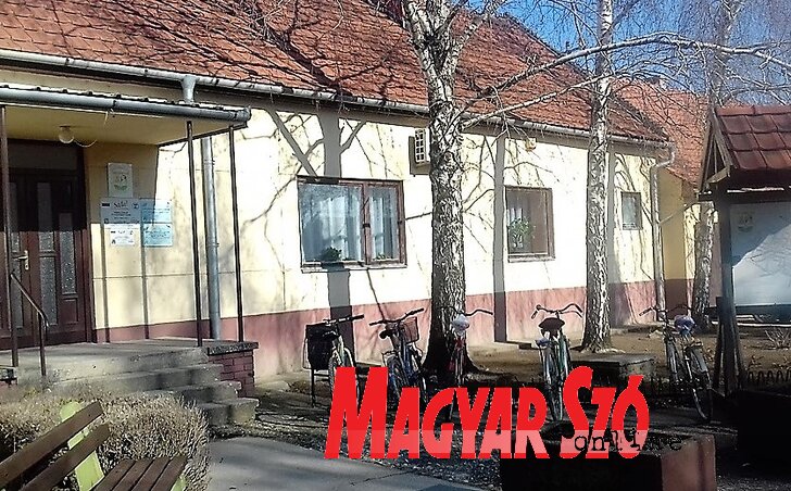 A pacséri anyakönyvi iroda január 1-je óta a bácskossuthfalvi körzet kirendeltségeként működik (Kazinczy Paszterkó Diana felvétele) A pacséri anyakönyvi iroda január 1-je óta a bácskossuthfalvi körzet kirendeltségeként működik (Kazinczy Paszterkó Diana felvétele)