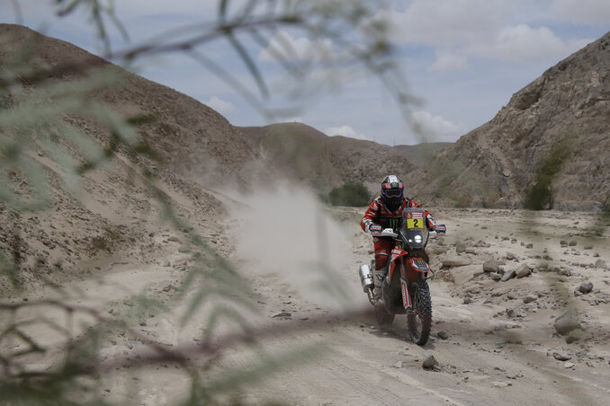 Völgyek és fesh-fesh: A portugál Paulo Gancalves a csütörtöki szakaszon (Fotó: Beta/AP)