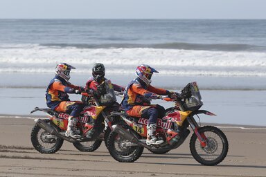 A KTM-es különítmény, Sam Sunderlanddel az élen (Fotó: Beta/AP)