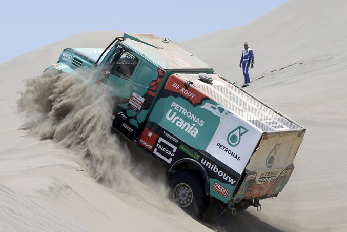 Karginov kizárásával a vasárnapi szakaszgyőztes Gerard de Rooy jött fel pódiumos helyre (Fotó: Beta/AP)