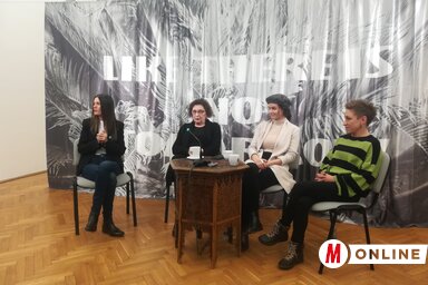 Nela Tonković, Marija Dragojlović, Újházi Adrienn és Gubik Korina a Szabadkai Kortárs Galériában (Fotó: Lukács Melinda)