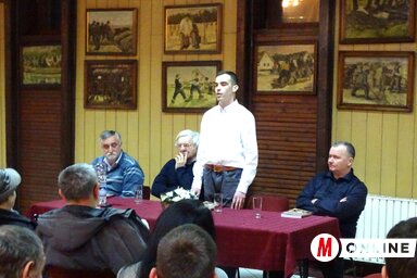 Az asztalnál Gusztony András, Csorba Béla, Fúró Dénes és Molnár Tibor (Góbor Béla felvétele)