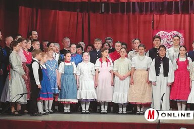 A Himnusz ünnepe a kultúrkörben (Fehér Rózsa felvétele)