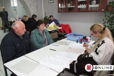 A főkonzulátus huszonnyolcadszor tartott kihelyezett ügyfélfogadást Adán (Csincsik Zsolt felvétele)