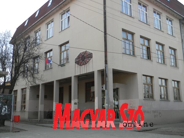 Az óbecsei Petőfi Sándor Általános Iskola