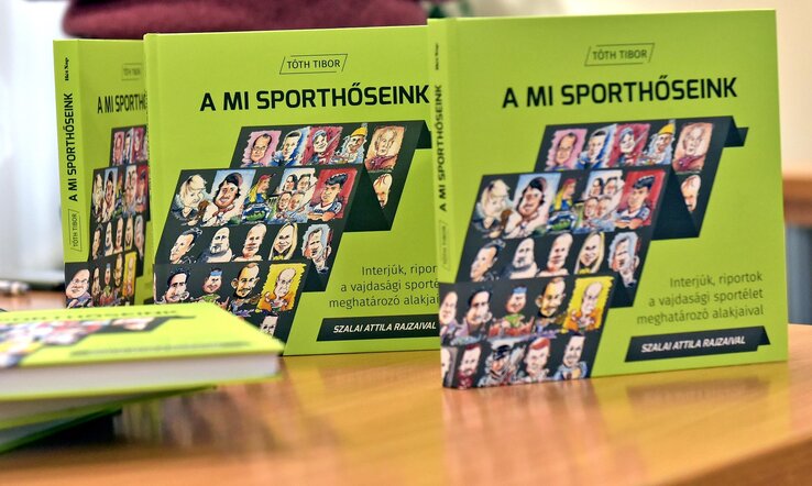 A könyv a vajdasági sportélet meghatározó alakjaival készült interjúkat tartalmaz (Gergely Árpád felvétele) A könyv a vajdasági sportélet meghatározó alakjaival készült interjúkat tartalmaz (Gergely Árpád felvétele)