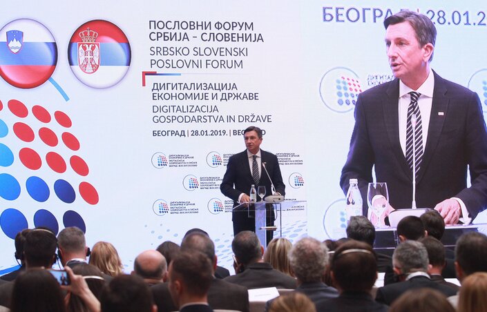 A szlovén államfő az üzleti fórum résztvevőihez is szólt (Fotó: Beta)