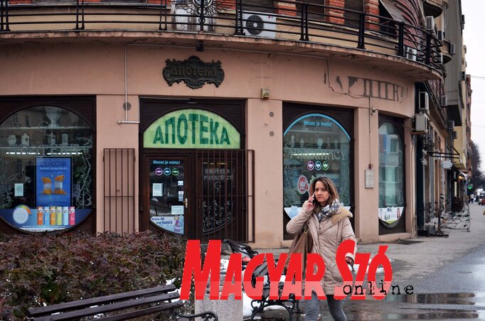 Ha sikerül koncessziós partnert találni, akkor megoldódhatnak az Újvidék Gyógyszertár fenntartása körüli gondok (Dávid Csilla felvétele)