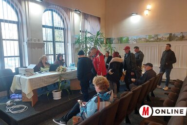Péterrévén mintegy 70 mezőgazdasági termelőnek segítettek a mezőgazdasági szakszolgálat munkatársai (Fotó: Kancsár Izabella)