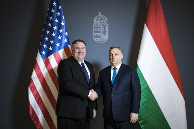 Orbán Viktor magyar kormányfő (jobbról) is fogadta Mike Pompeo amerikai külügyminisztert, aki ma már Pozsonyban és Varsóban tárgyalt (fotó: MTI)