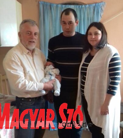 Pártfogó és pártfogoltak (Jenei Klementina felvétele) Pártfogó és pártfogoltak (Jenei Klementina felvétele)