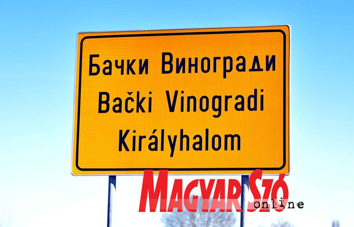 Hamarosan a falu horvát elnevezése is felkerül a helységnévtáblára (Gergely Árpád felvétele) Hamarosan a falu horvát elnevezése is felkerül a helységnévtáblára (Gergely Árpád felvétele)