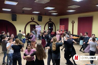 Jó hangulatban telt a Bálint-napi táncház Óbecsén (Fotó: Kancsár Izabella)