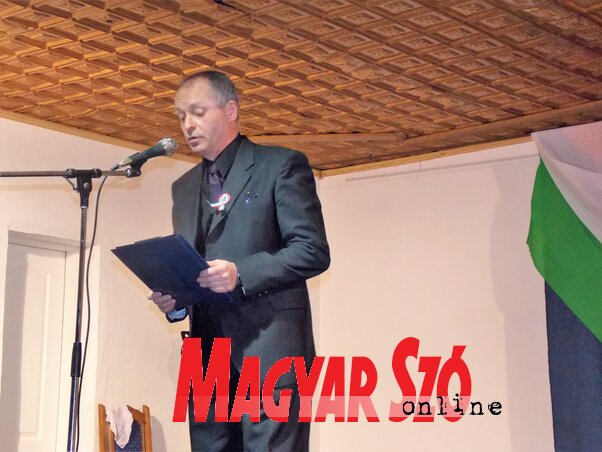 Pataki Tibor az ünnepség szónoka (Horváth Zsolt felvétele) Pataki Tibor az ünnepség szónoka (Horváth Zsolt felvétele)