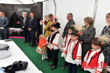 A családi vállalkozás átadásán (Fotó: Ótos András)