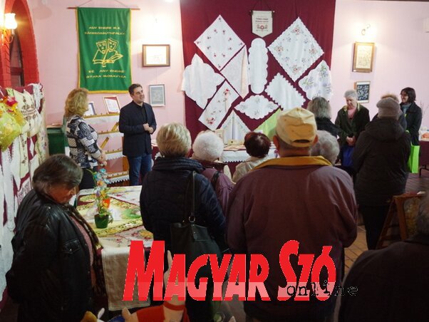 A megnyitó pillanatai (Kazinczy Paszterkó Diana felvétele) A megnyitó pillanatai (Kazinczy Paszterkó Diana felvétele)