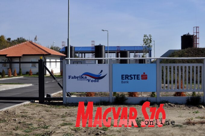Elhúzódott a próbaüzemeltetés(Kecskés István felvétele) Elhúzódott a próbaüzemeltetés(Kecskés István felvétele)