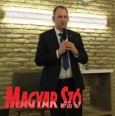 Csáky Csongor bejelentette, támogatják a csíksomlyói pápalátogatásra szervezett kirándulásokat (Fotó: Patyi Szilárd) Csáky Csongor bejelentette, támogatják a csíksomlyói pápalátogatásra szervezett kirándulásokat (Fotó: Patyi Szilárd)