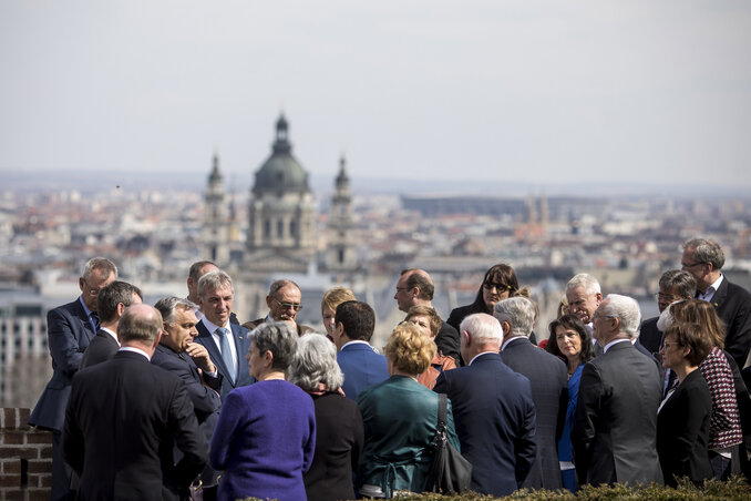 Orbán Viktor fogadta a baden-württembergi tartományi parlament CDU-frakciójának tagjait és családtagjaikat (Fotó: MTI/Miniszterelnöki Sajtóiroda/Szecsődi Balázs)