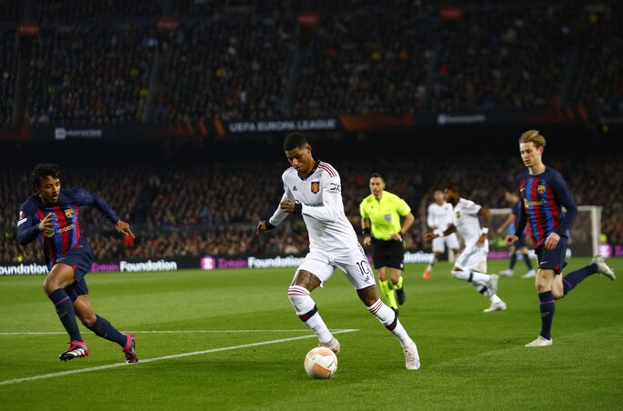 Rashford életveszélyesen játszott a barcelonai tizenhatos környékén (Fotó: Beta/AP) Rashford életveszélyesen játszott a barcelonai tizenhatos környékén (Fotó: Beta/AP)